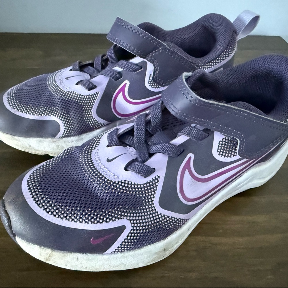 Nike Kids Purple and White Sneakers